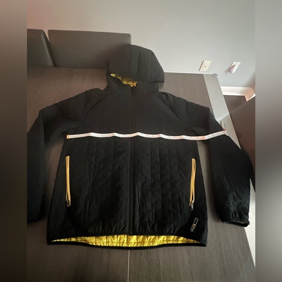 Lole Black Jacket with Hood and Yellow Lining – Size Large - Picture 7 of 7